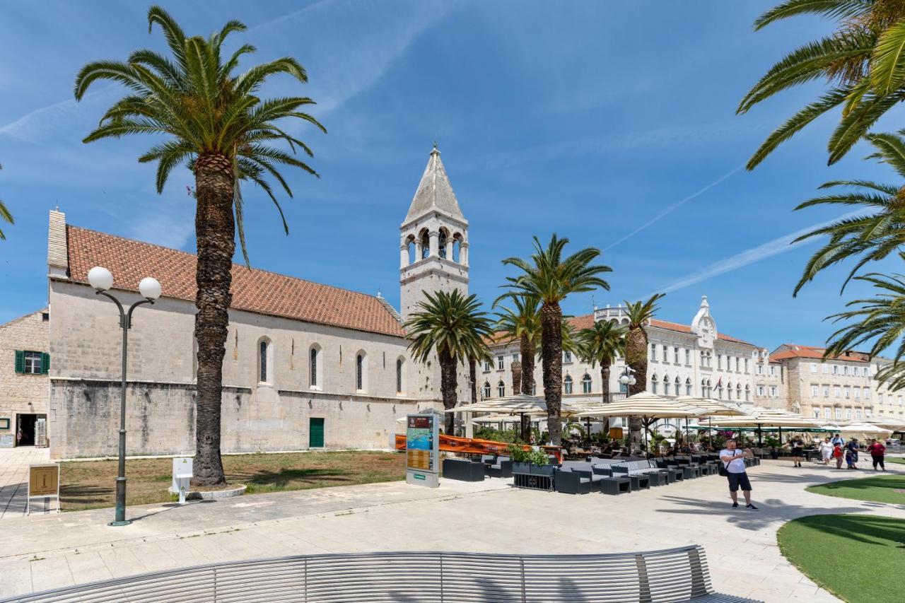 Old Bridge Trogir Hotel Exterior photo