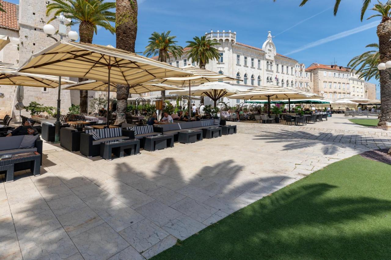 Old Bridge Trogir Hotel Exterior photo